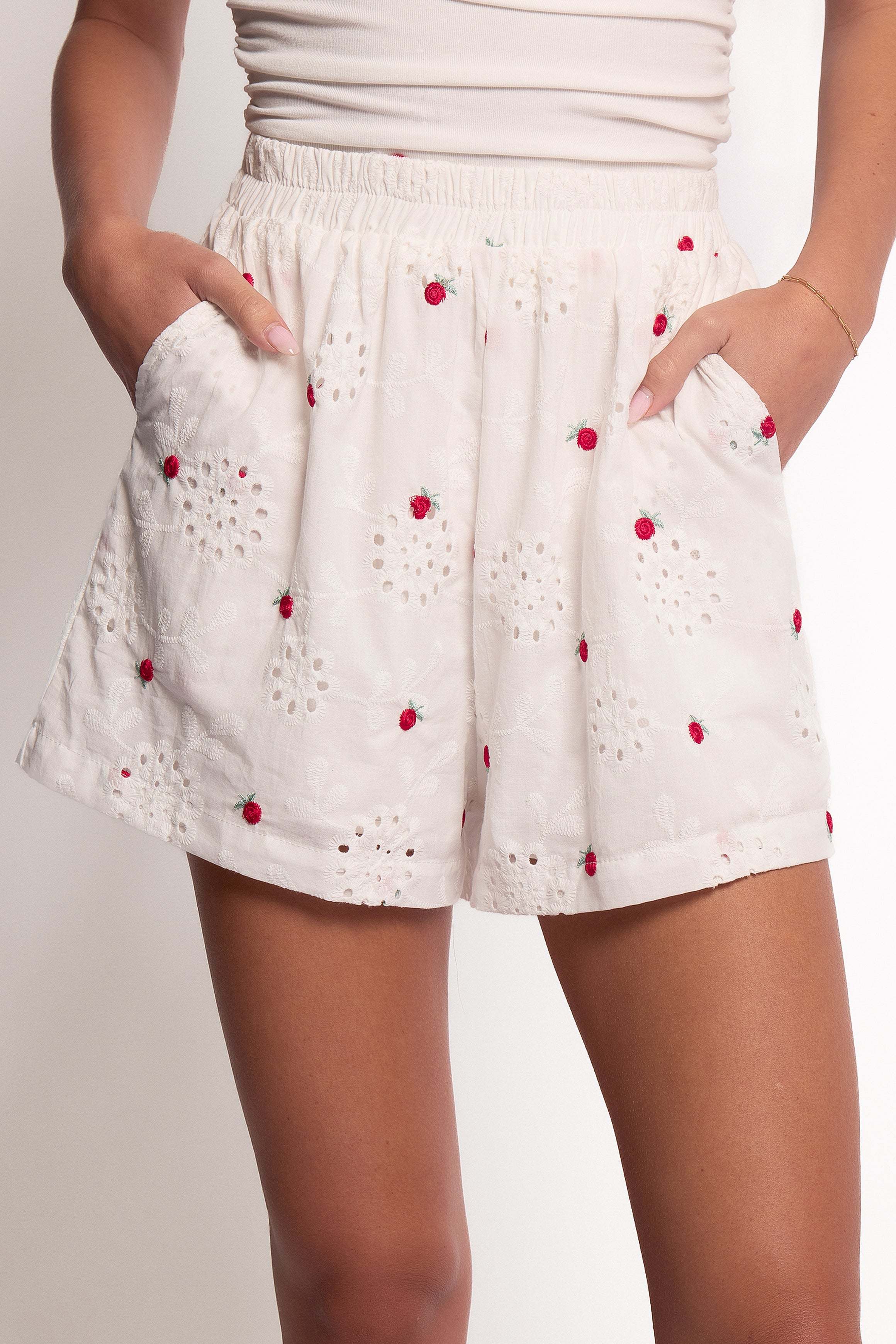 Aisha Shorts - White - XL - Image 34